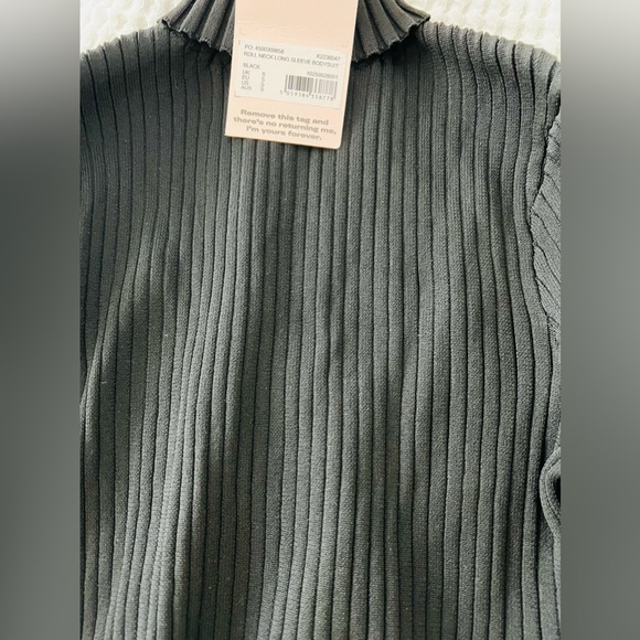 NWT Turtleneck Knitted Long Sleeve Bodysuit size small - Picture 4 of 6